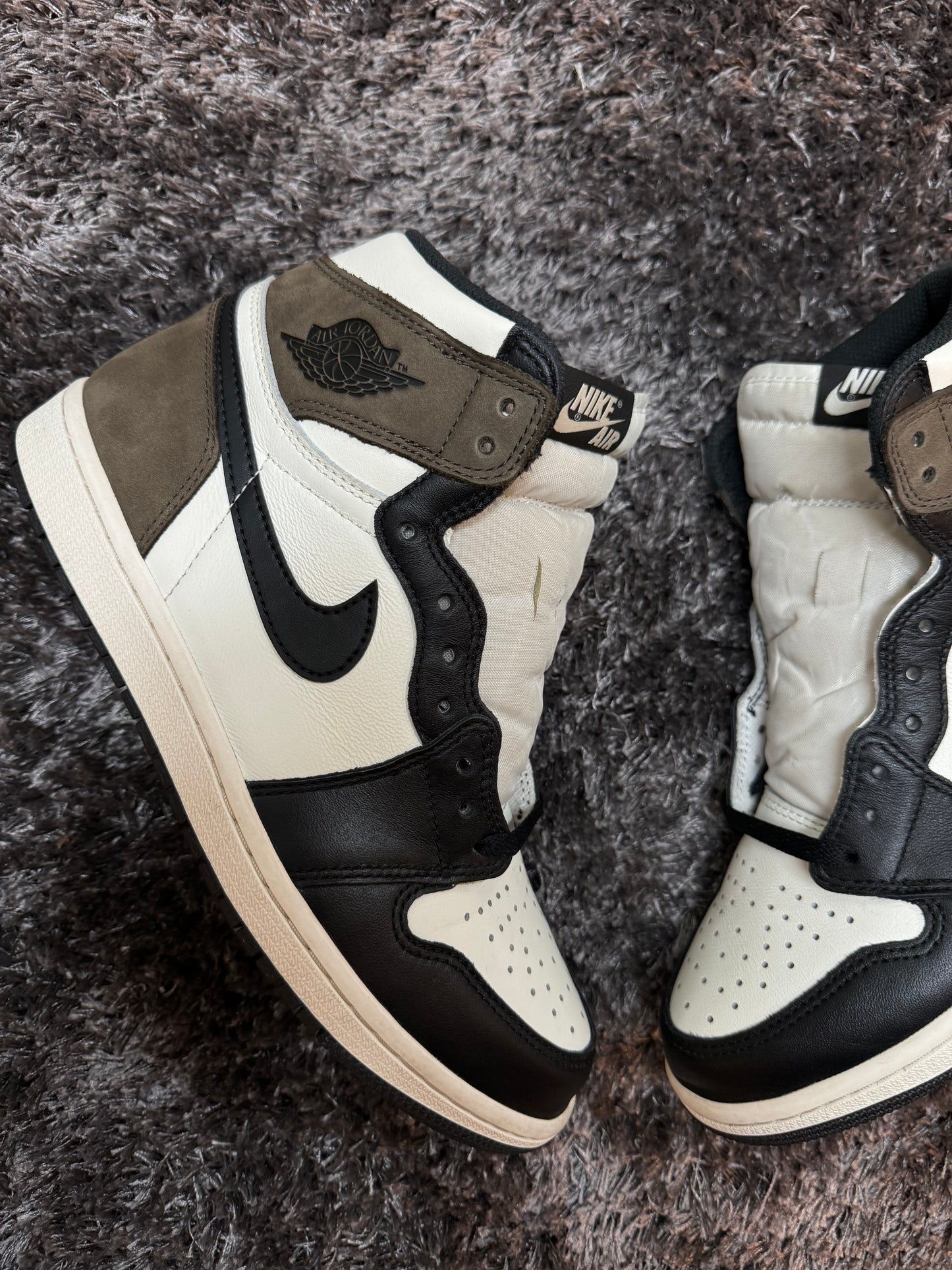 Jordan 1 High ‘Dark Mocha’